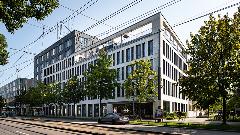 Terrano office building, Munich: front facade